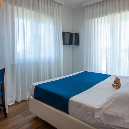 Hotel Tarabella Форте-деи-Марми Экстерьер фото