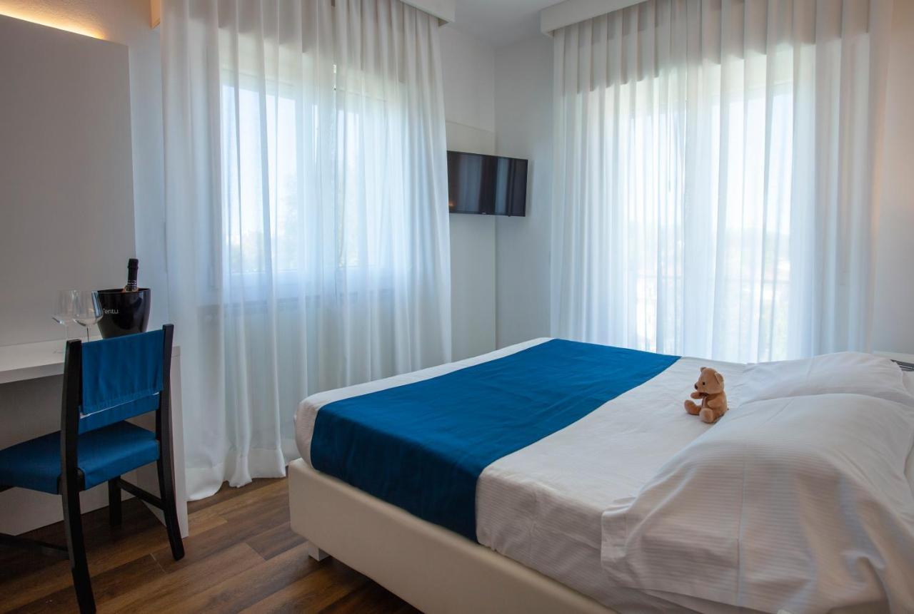 Hotel Tarabella Форте-деи-Марми Экстерьер фото