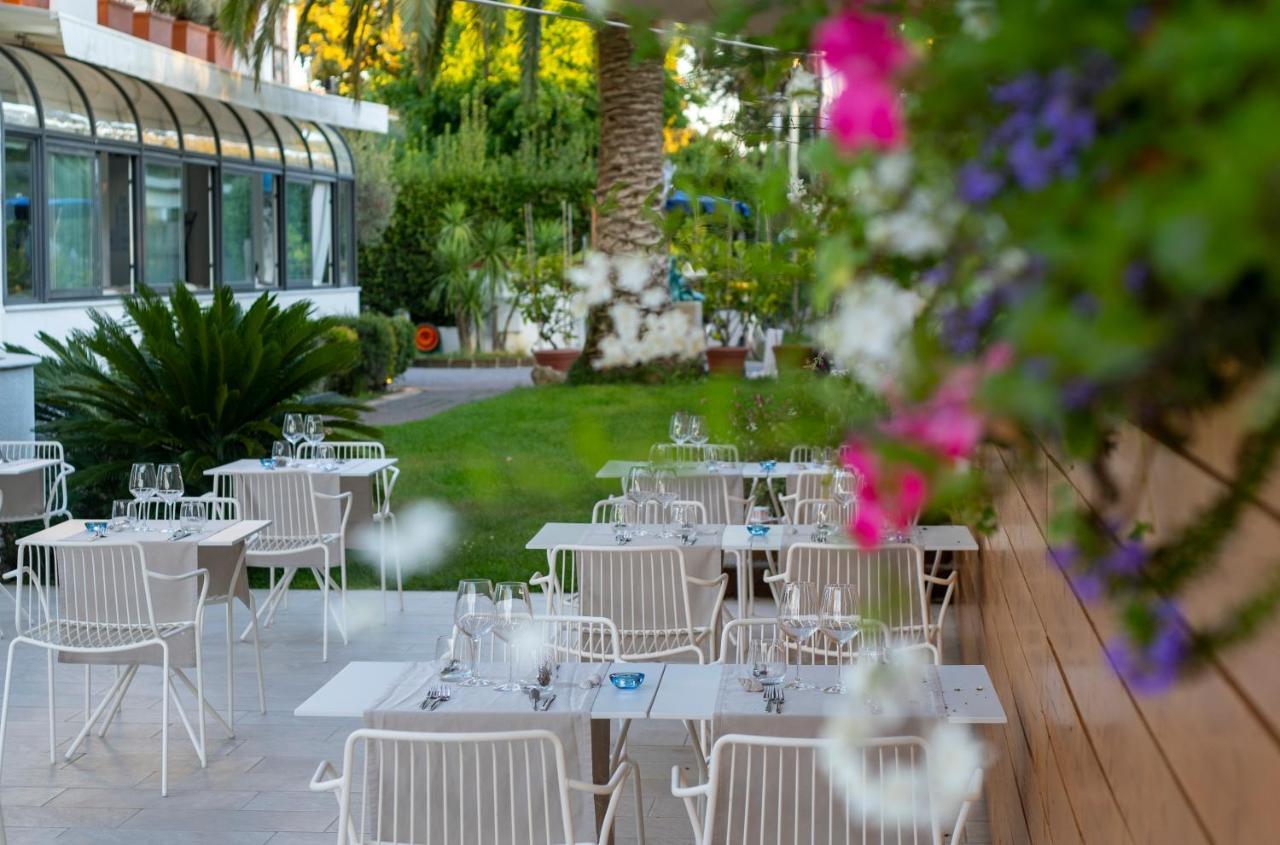 Hotel Tarabella Форте-деи-Марми Экстерьер фото